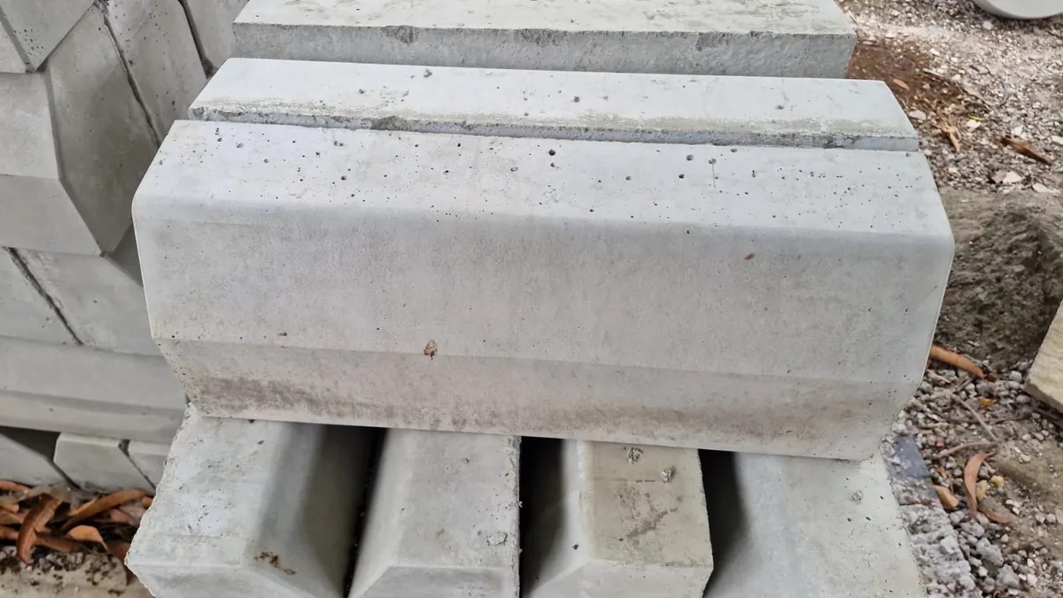 Kerb Model 1