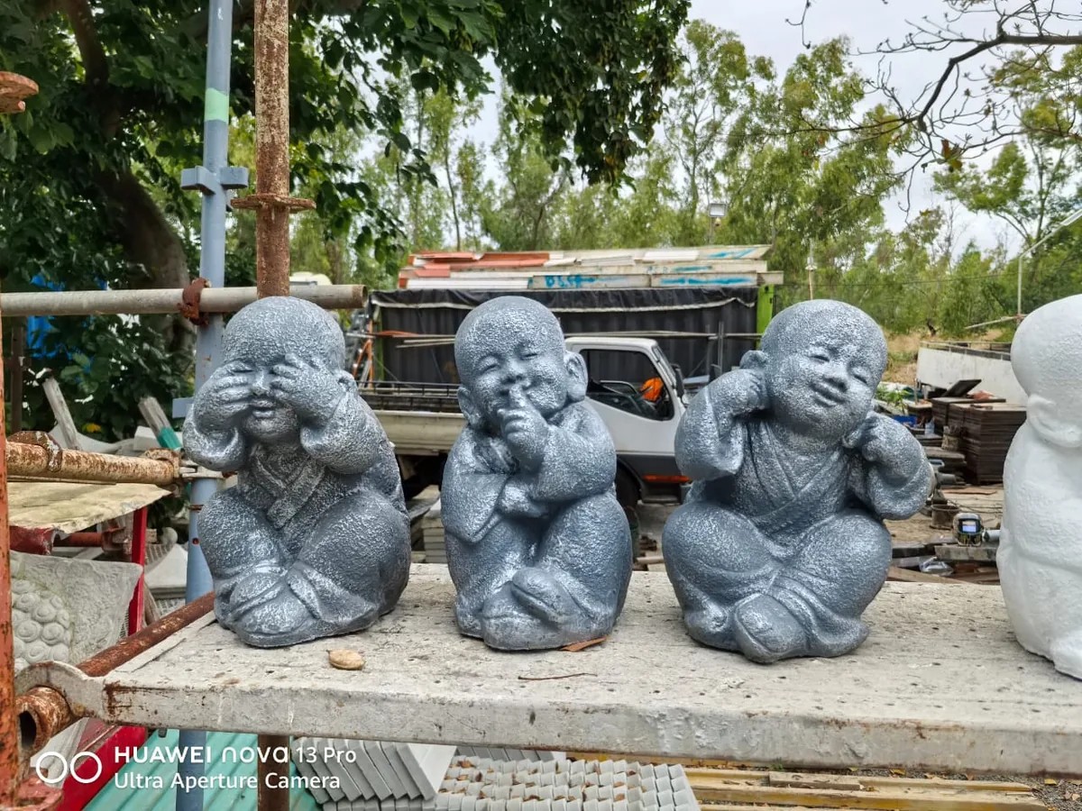 See No Evil, Hear No Evil, Talk No Evil (Trio)